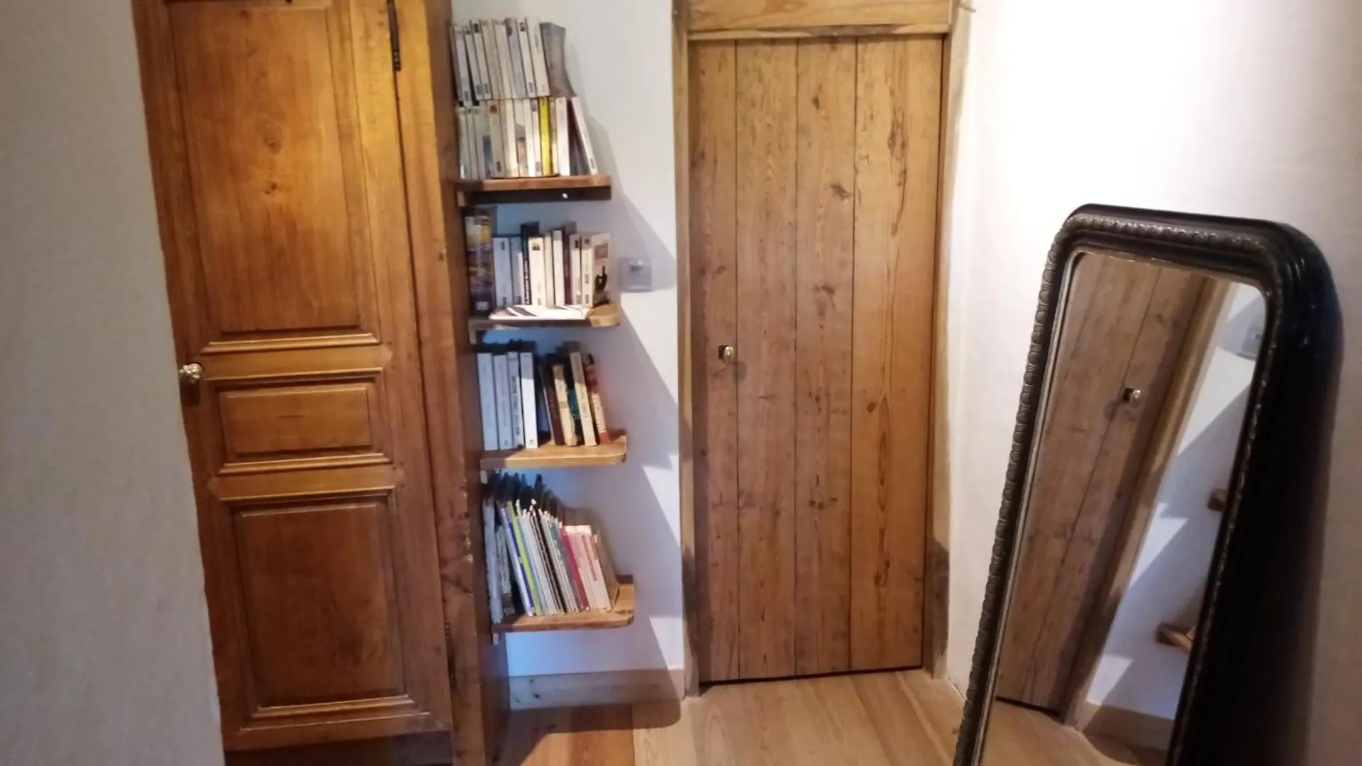 Chambres D'Hotes Les Papillons Mars  0*, Mars (Loire) Γαλλία