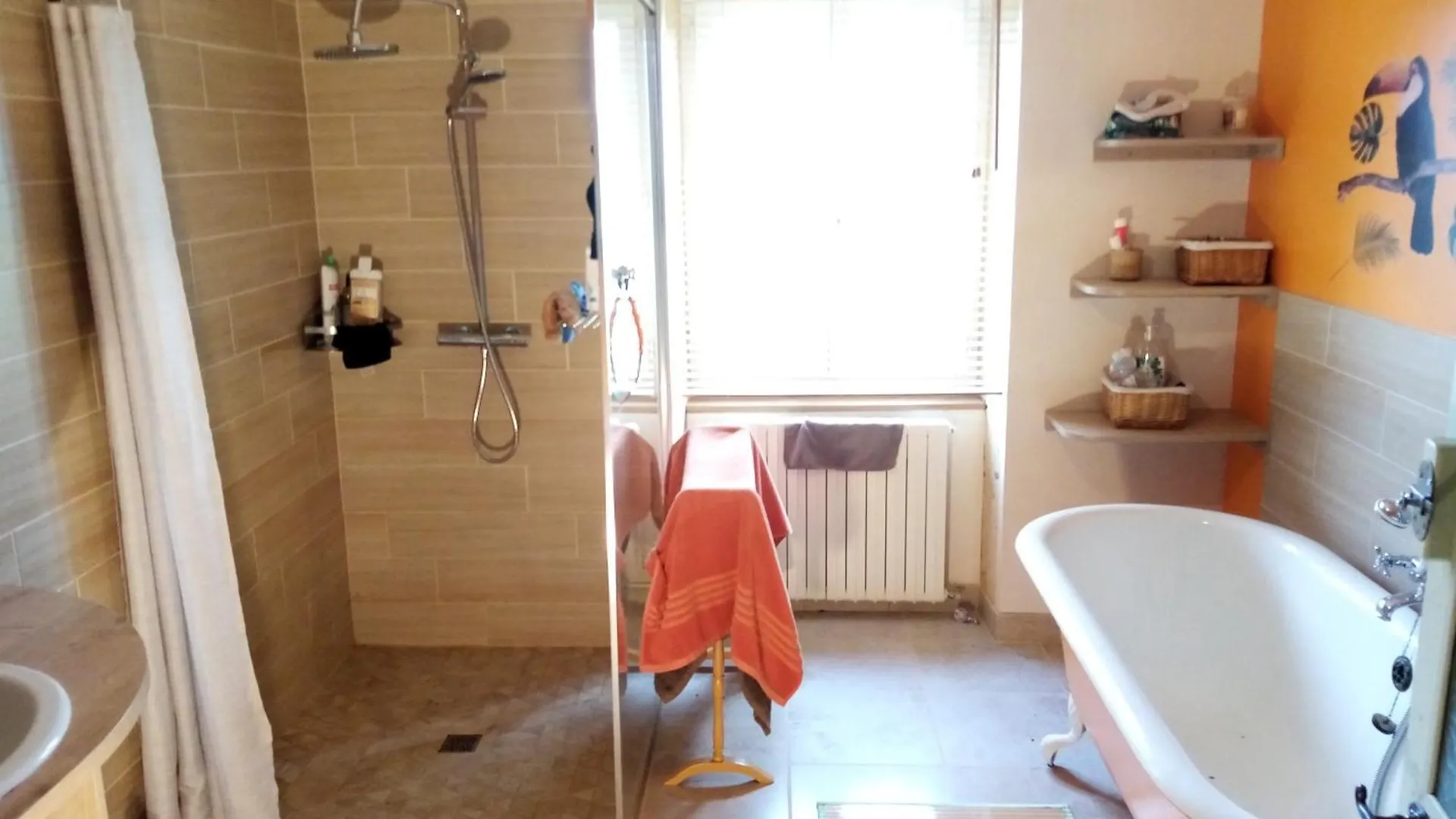 Chambres D'Hotes Les Papillons Mars  0*, Mars (Loire)